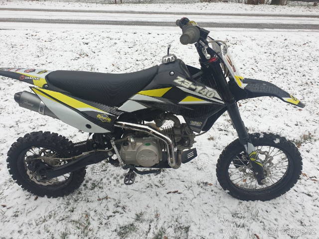 Stomp Z3-140