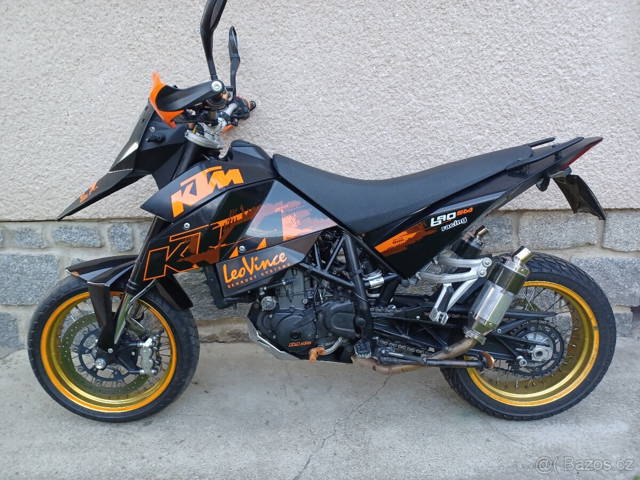 KTM LC4 690 SM - DOKLADY + NÁHRADNÍ DÍLY