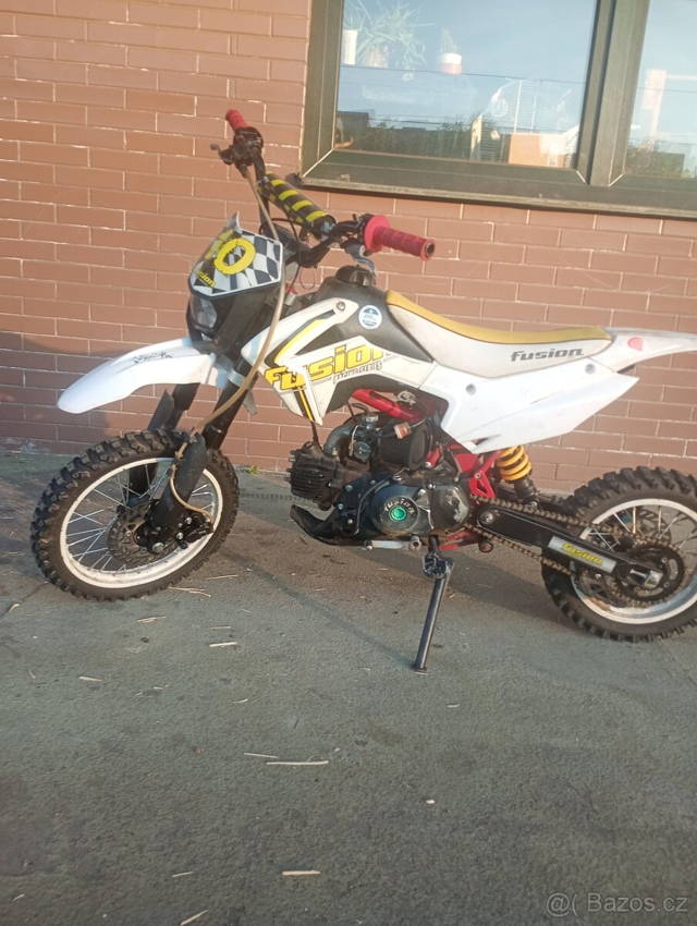 Enduro motorka 110