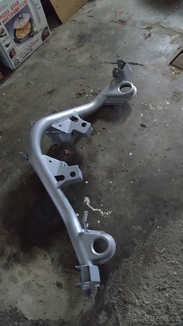 Nápravnice zadní Ford Sierra