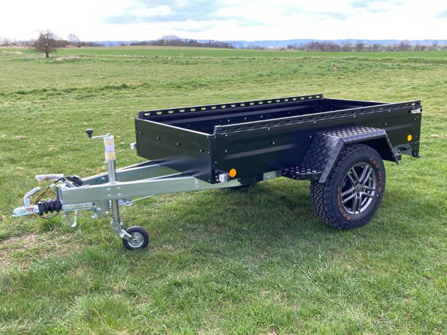 Přívěs Valník Bržděný 1.3T Offroad BLACKOUT Bockmann