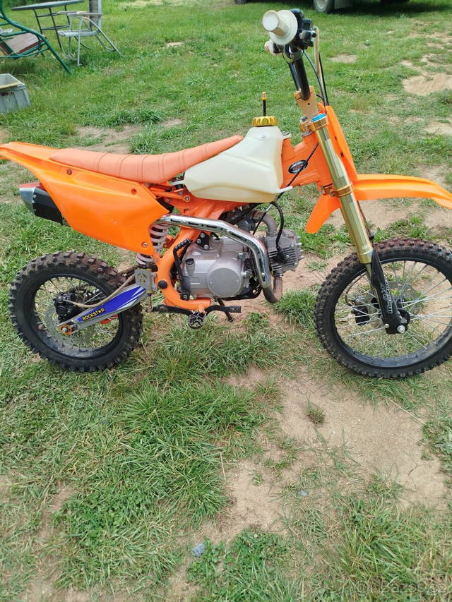 Motorka pitbike 125