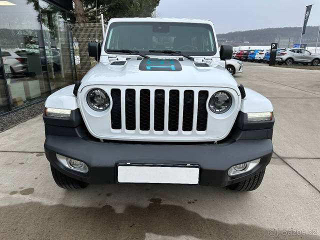 Jeep Wrangler Sahara 4xe Plug-in Hybrid (2024)