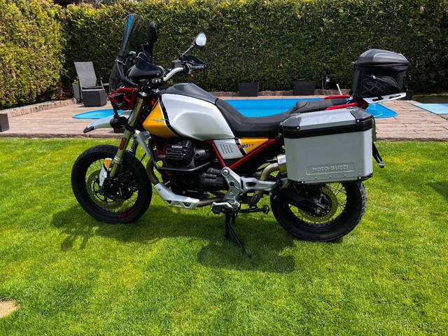 Moto Guzzi V85TT E4 Evocative