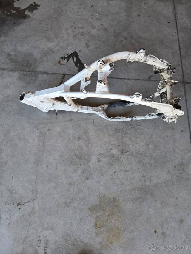 Rám Husqvarna 125