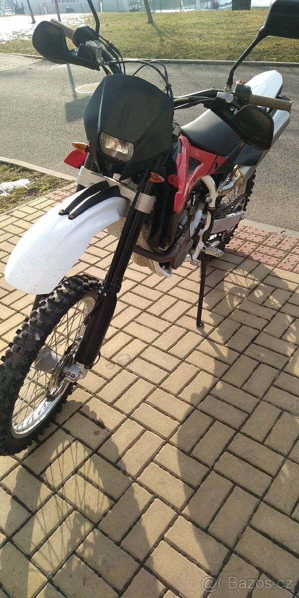 Husqvarna te250