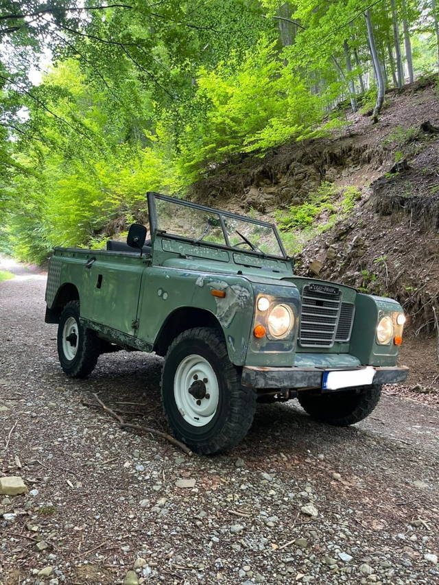 Land rover defender