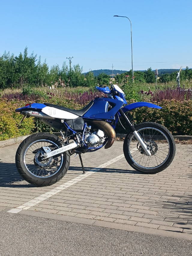 Dt 125 Re