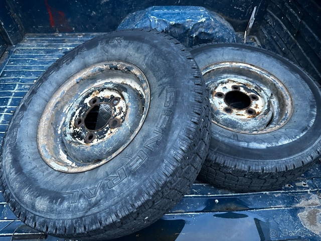 Kola Land Rover Defender