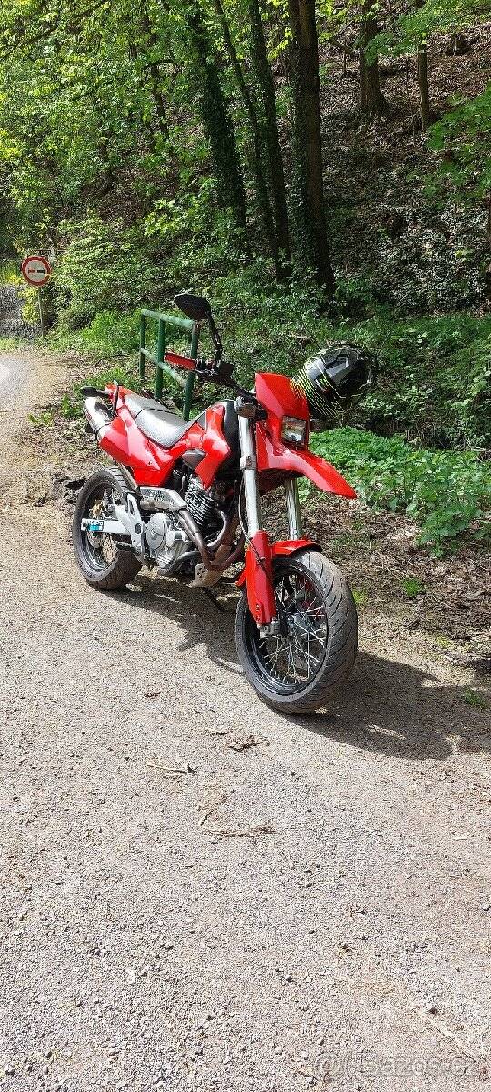 Honda FMX 650 motard