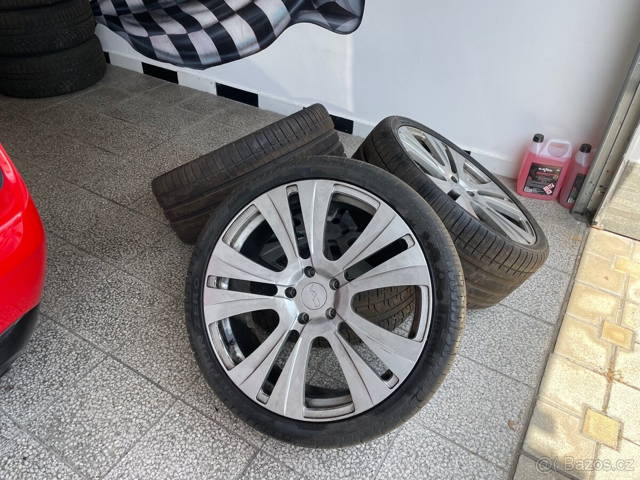 Alu sada 22 ´´5x127 jeep,Dodge durangi,Fiat freemont