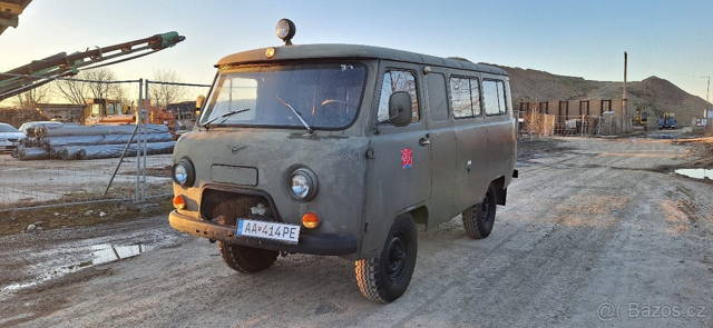 UAZ 452 - BUCHANKA - NÁJAZD 2700 - ARMÁDA - PÔVODNÝ STAV-TOP