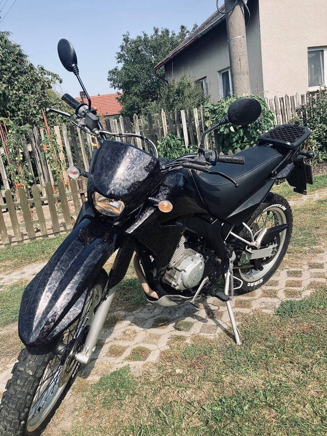 Yamaha xt 125 r