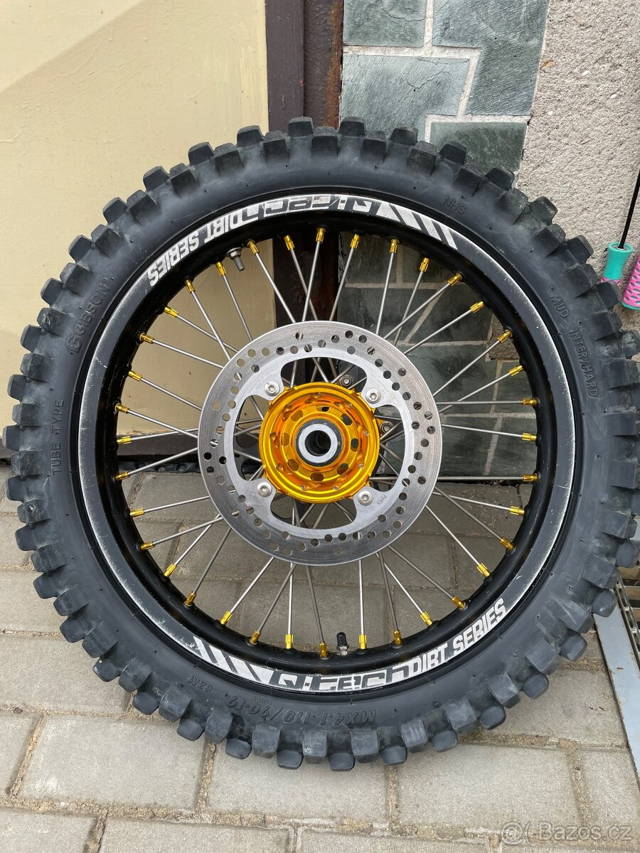 Zadní kolo Rmz (450 2022)