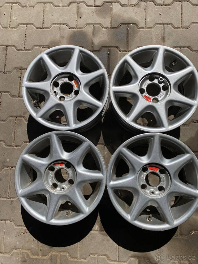 Ford Escort RS R15 alu disky