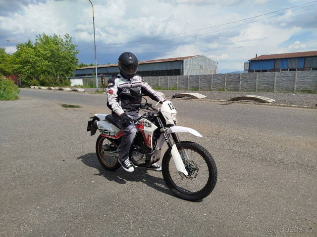 Sfm str125gs