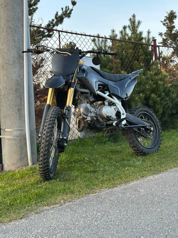 Prodám Pitbike yx140