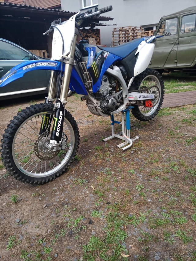Prodám Yamaha YZ 250 f 4t rok 2008