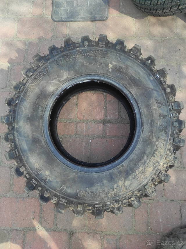 31x10.50 r15