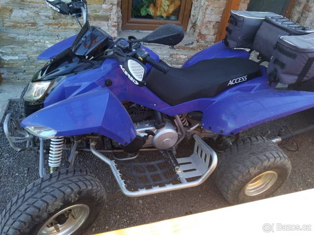 Access Tomahawk 300  jede 100km/h