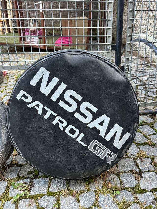 R16 Rezerva nissan Patrol Y61 včetně vaku