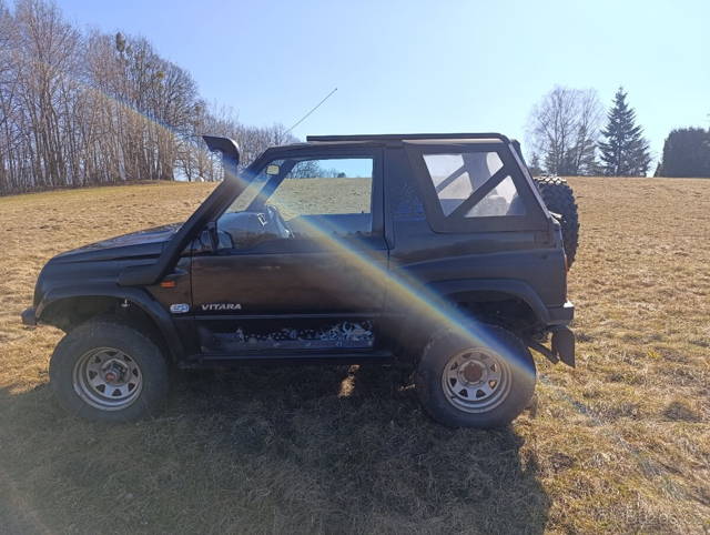 Suzuki Vitara kabrio 1,6 benzín