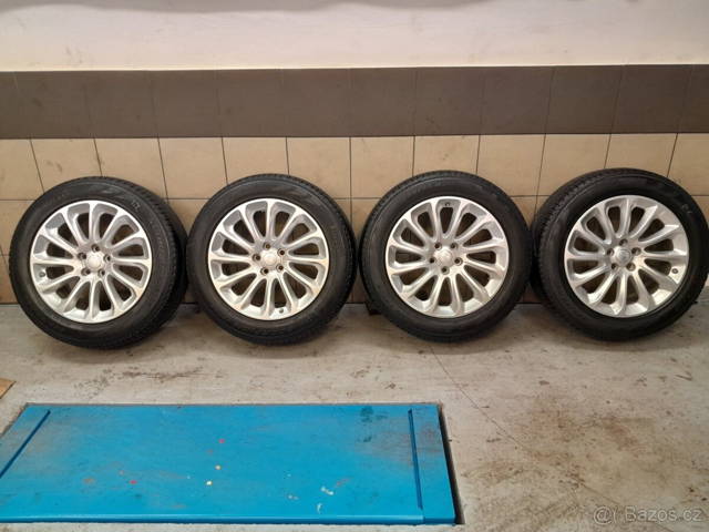 Kola R 20 Range Rover