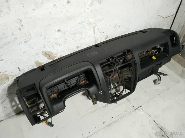 Palubní deska Hummer H3