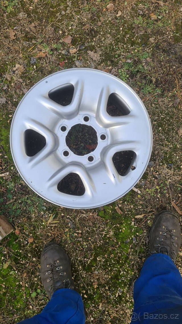 Plechový disk Land Cruiser J200