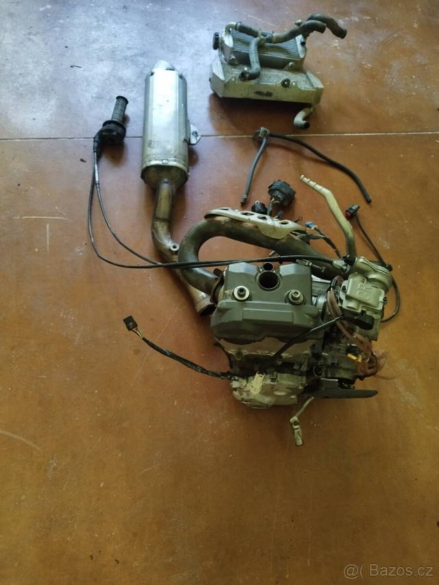 Motor Suzuki rmz 450
