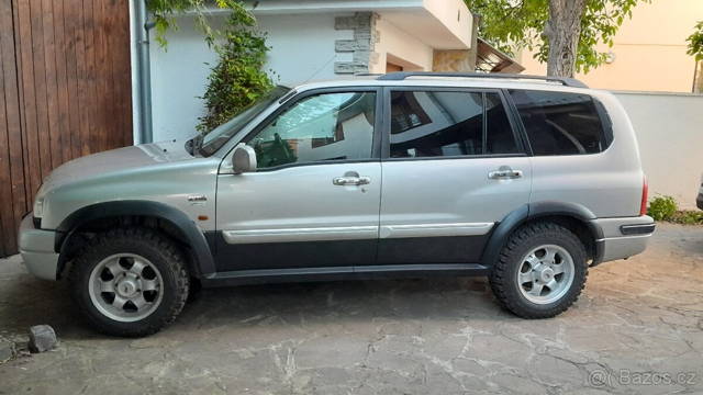 Suzuki Grand Vitara XL7 4x4