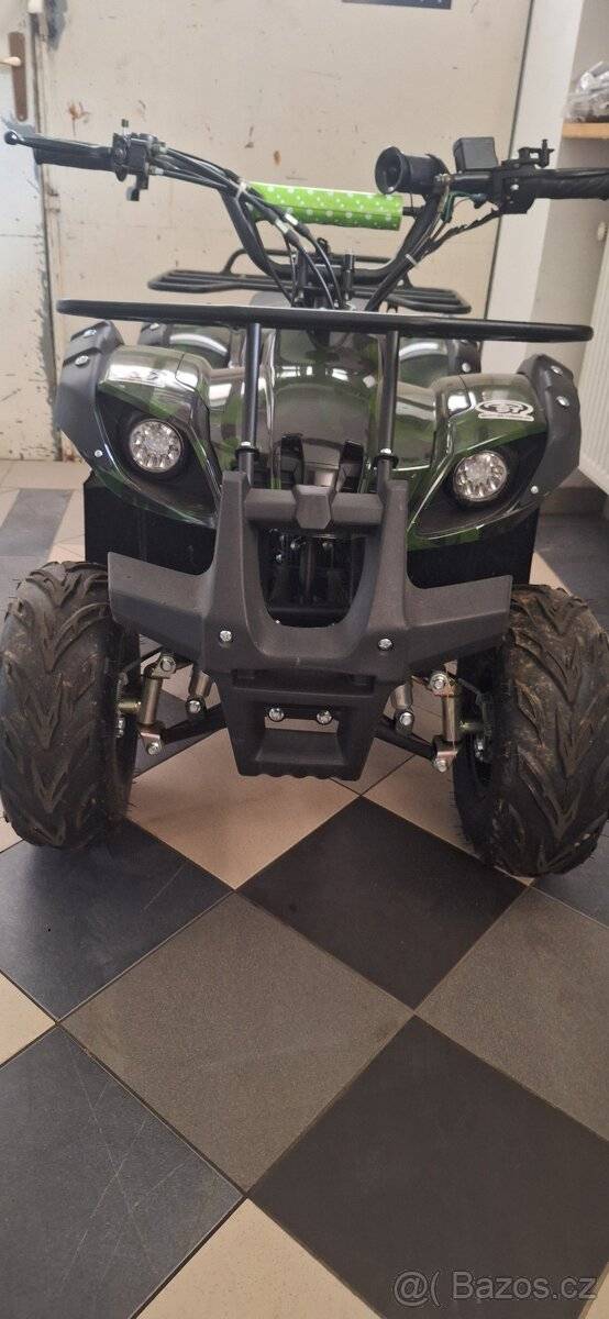 Dětská čtyřkolka 125 ccm