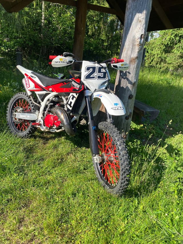 Husqvarna cr 125 2t
