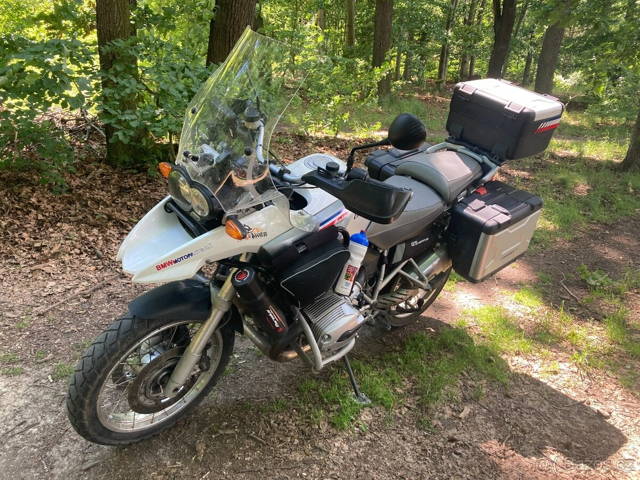 BMW R 1200 GS, cestovní enduro, nájezd jen 76tiABS, padáky,