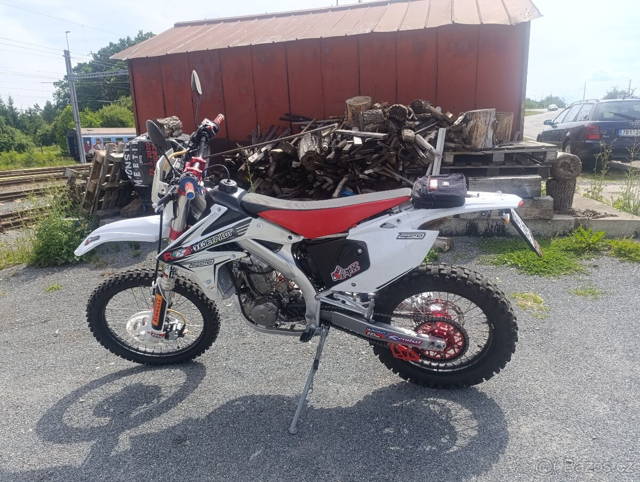 Asiawing 250