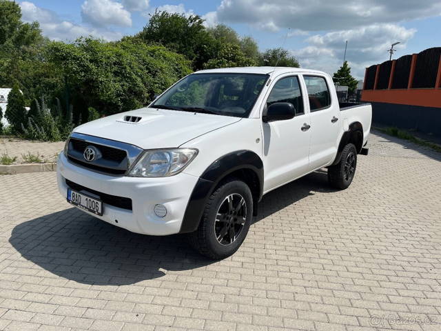Toyota Hilux 2.5 TD naj: 69837 km