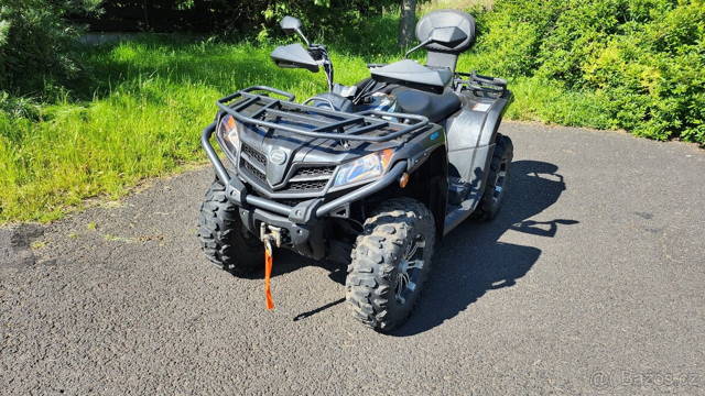 Pracovní čtyřkolka CF MOTO Gladiator 520