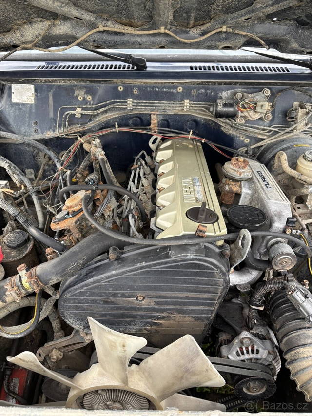 Motor nissan patrol y60 2.8td
