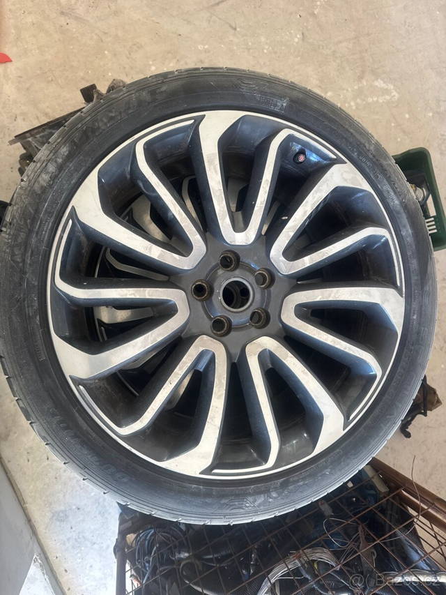 Prodám alukola Range Rover Autobiography 22 palců