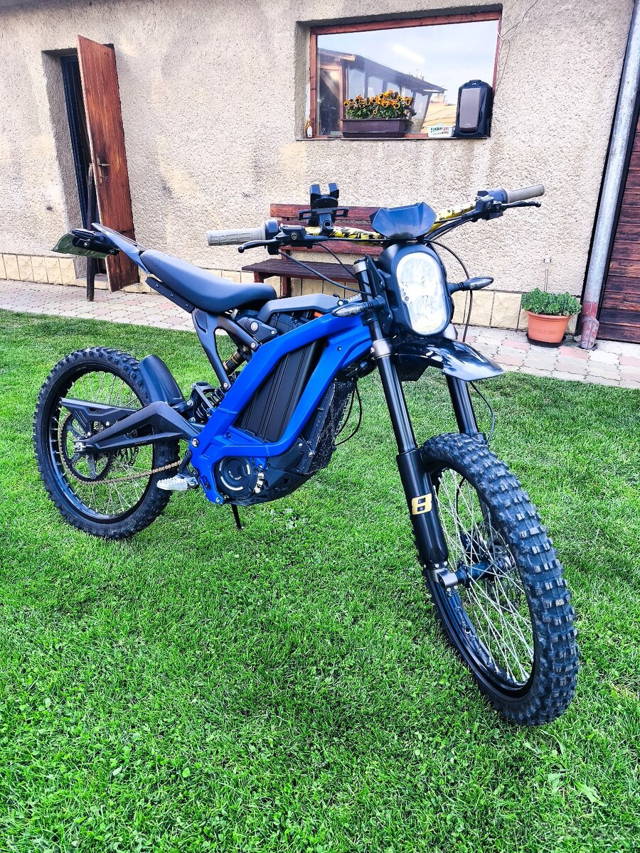 Sur-ron Light bee elektro motorka s SPZ