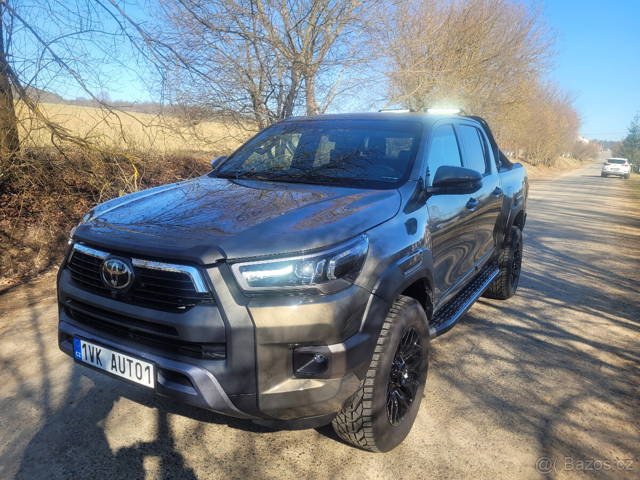 TOYOTA HILUX INVINCIBLE DOUBLE CAB, 2,8D - 4D 150 KW