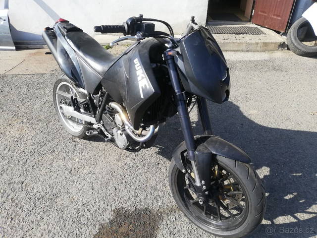 KTM 640 Duke