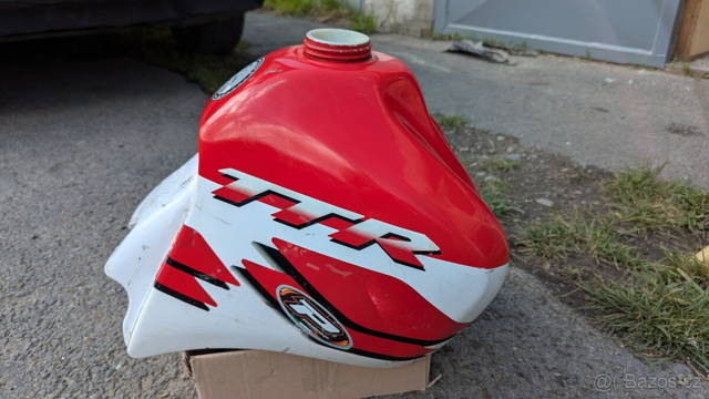 Nádrž TTR -600R