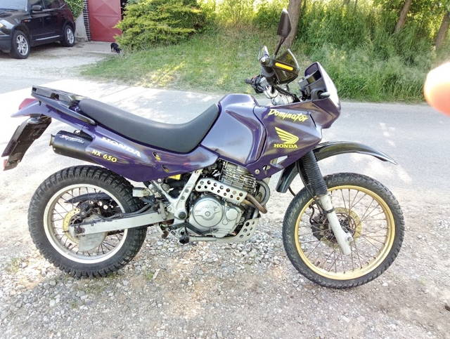 Honda NX 650 Dominator