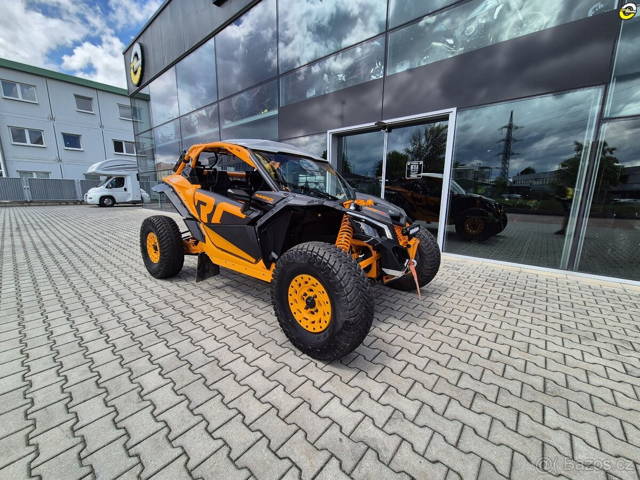 CAN-AM Maverick X3 X RC Turbo