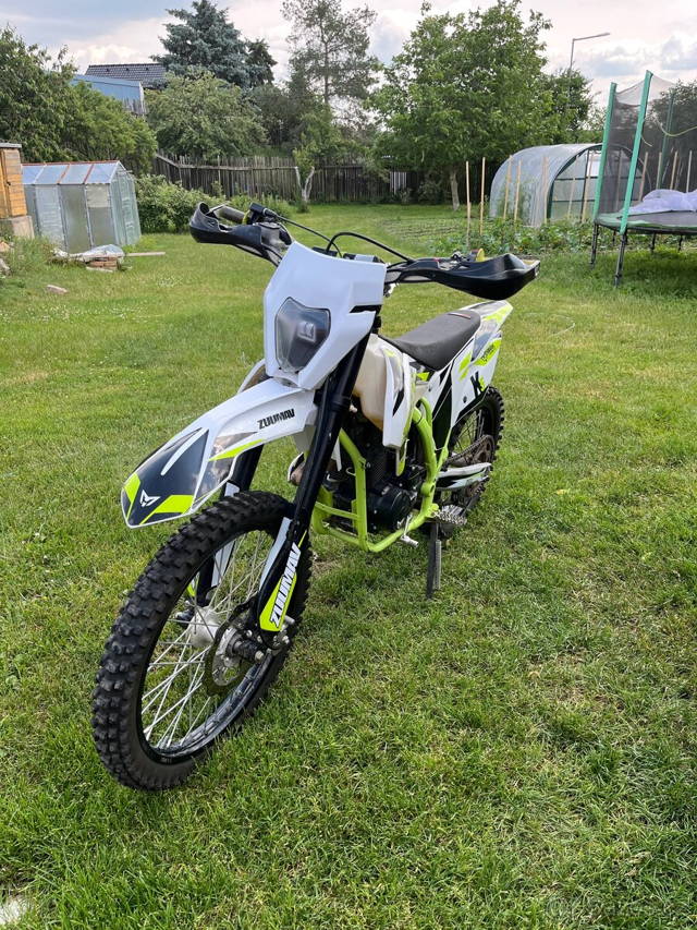Zuumav 250