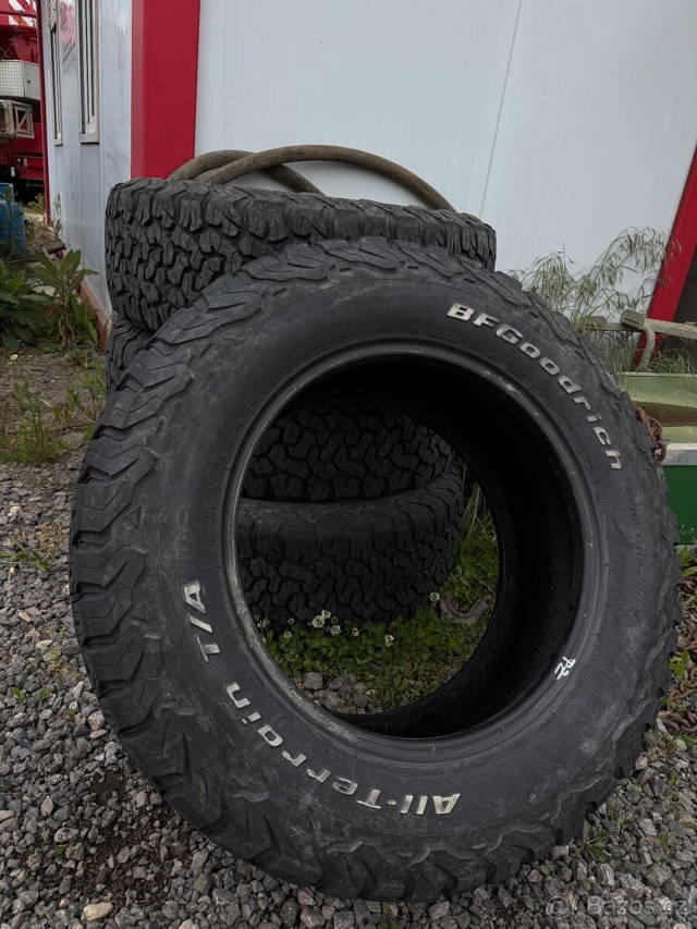 Pneu 265/65 R18