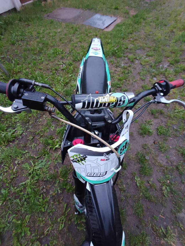 Dobrý den prodám stomp ss120r.