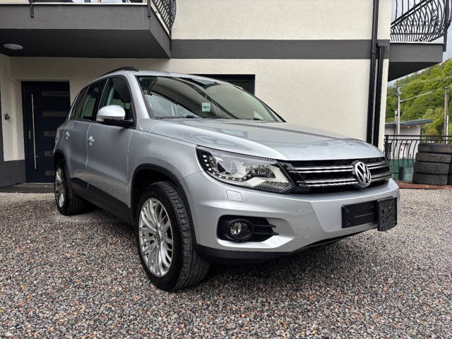 Volkswagen Tiguan 2.0tdi 103kw 4x4 bixenon ťažné