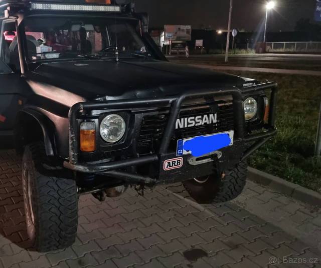 Nissan Patrol y60 - nárazník